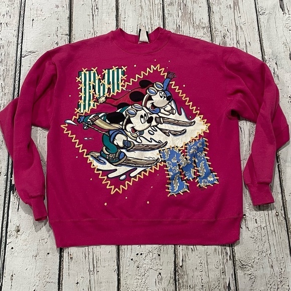 Vintage Mickey and Minnie Mouse Winter Ski Skiing 1990s Crewneck Sweatshirt - Picture 1 of 7